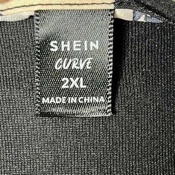 SHEIN Curve Abstract Black Tan Print Wrap Blouse Size 2X - Picture 6 of 7